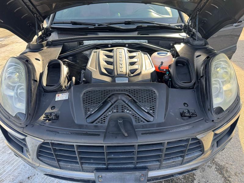 Фото 10 - PORSCHE MACAN