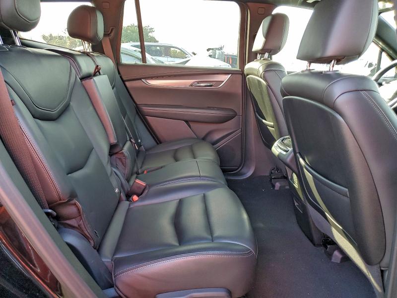 Фото 11 - CADILLAC XT6