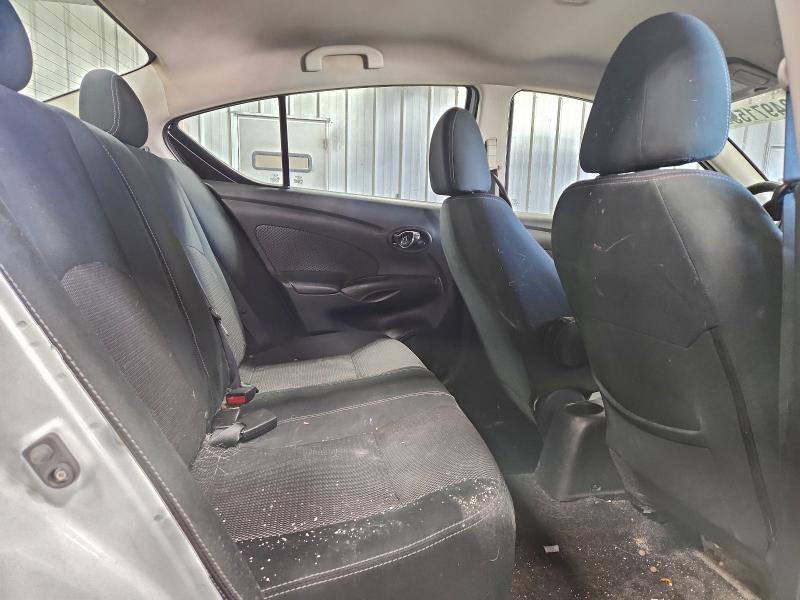 Фото 10 - NISSAN VERSA