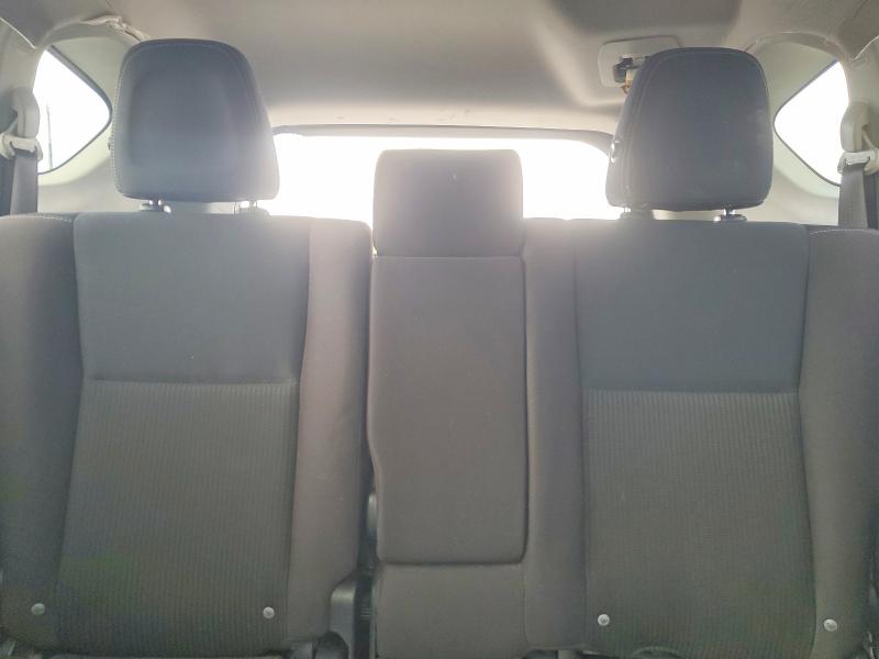 Фото 10 - TOYOTA RAV4