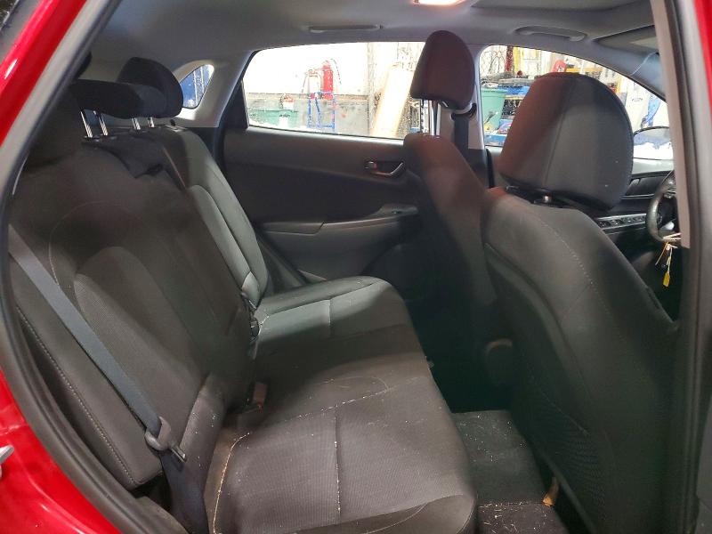 Фото 10 - HYUNDAI KONA