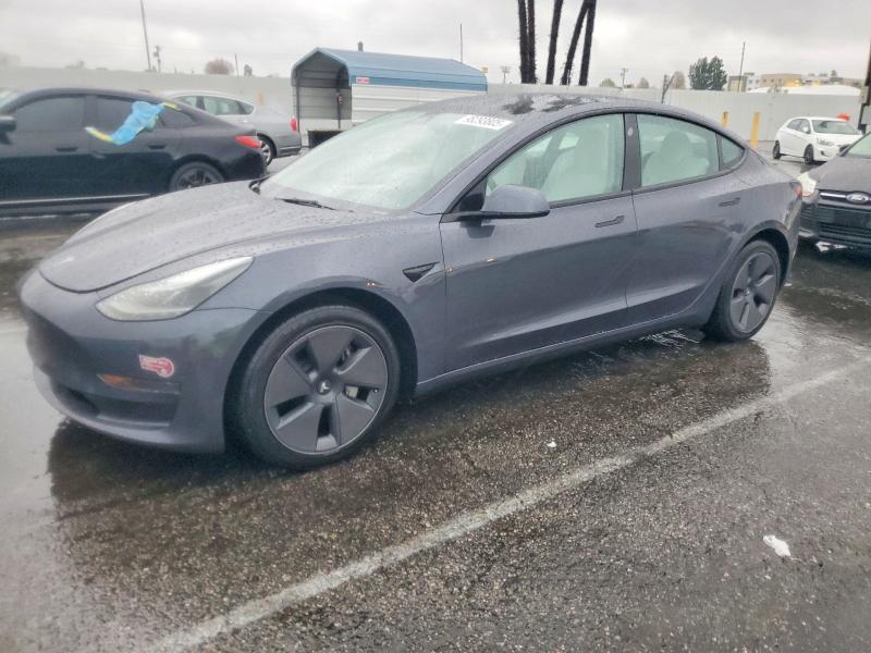 Фото 1 - TESLA MODEL 3