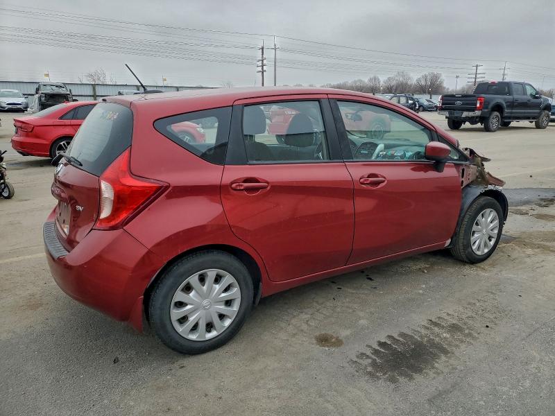 Фото 3 - NISSAN VERSA