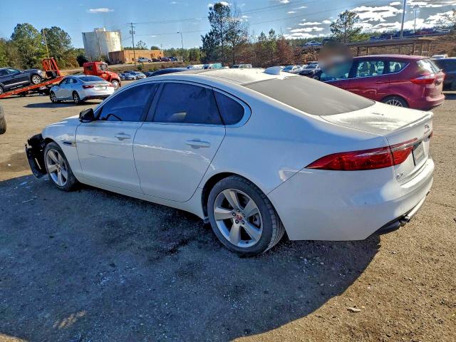 JAGUAR XF 2018 VIN SAJBR4FX8JCY61728