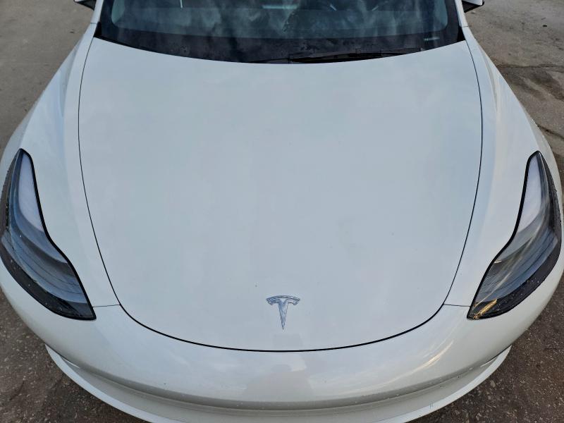 Фото 11 - TESLA MODEL 3