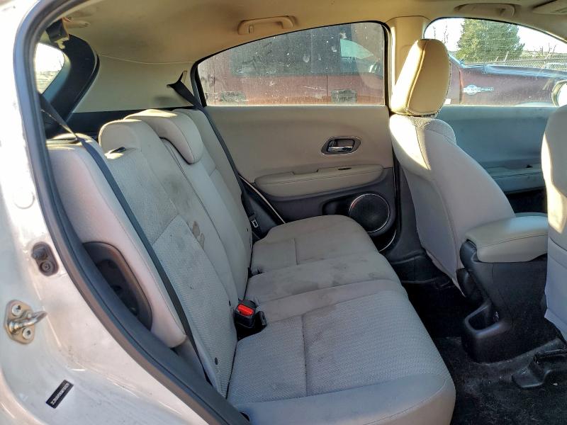 Фото 10 - HONDA HR-V