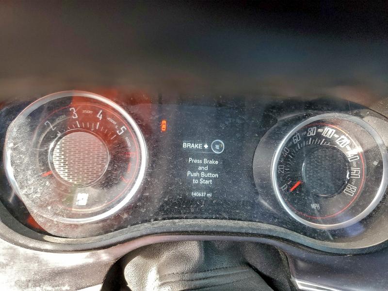 Фото 9 - DODGE CHALLENGER