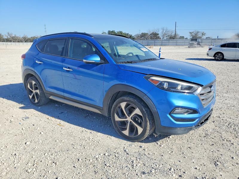 Фото 4 - HYUNDAI TUCSON