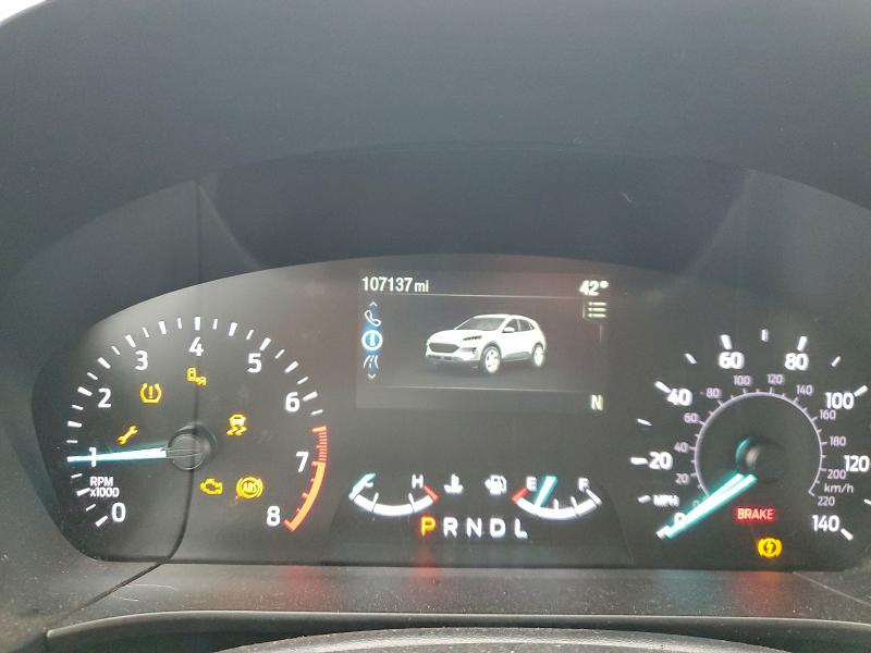 Фото 9 - FORD ESCAPE