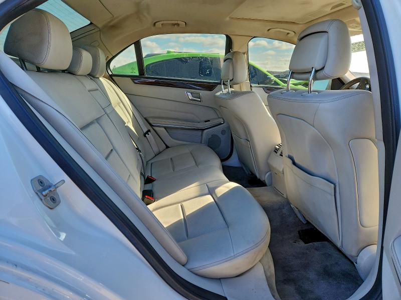 Фото 10 - MERCEDES-BENZ E-CLASS