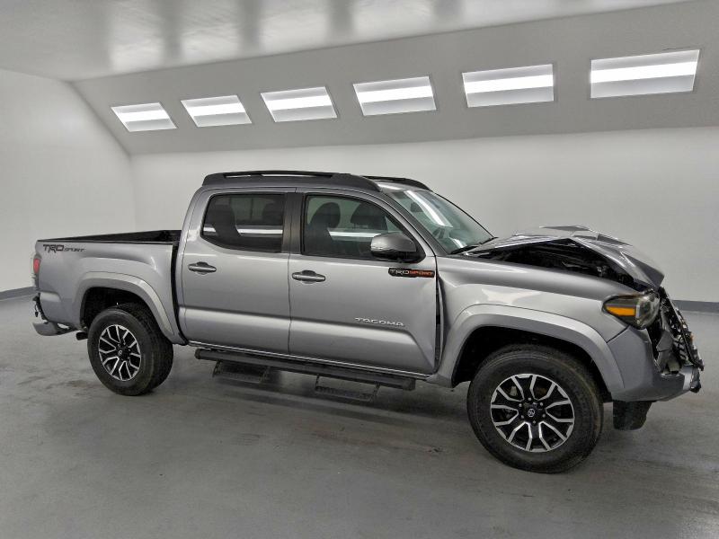 Фото 4 - TOYOTA TACOMA