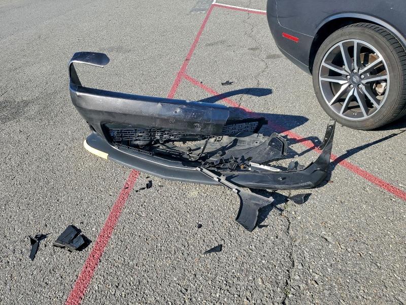 Фото 12 - DODGE CHALLENGER