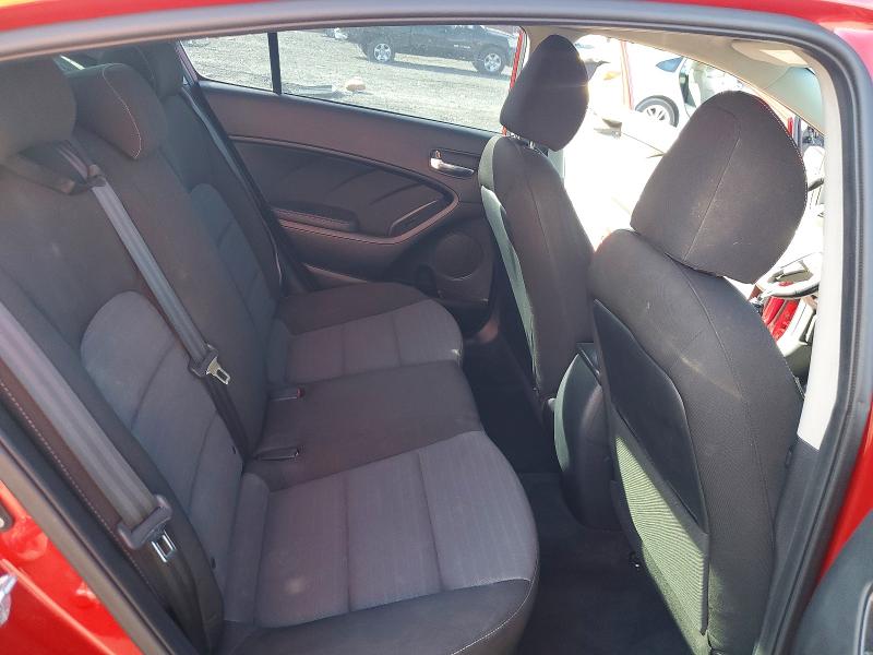 Фото 10 - KIA FORTE