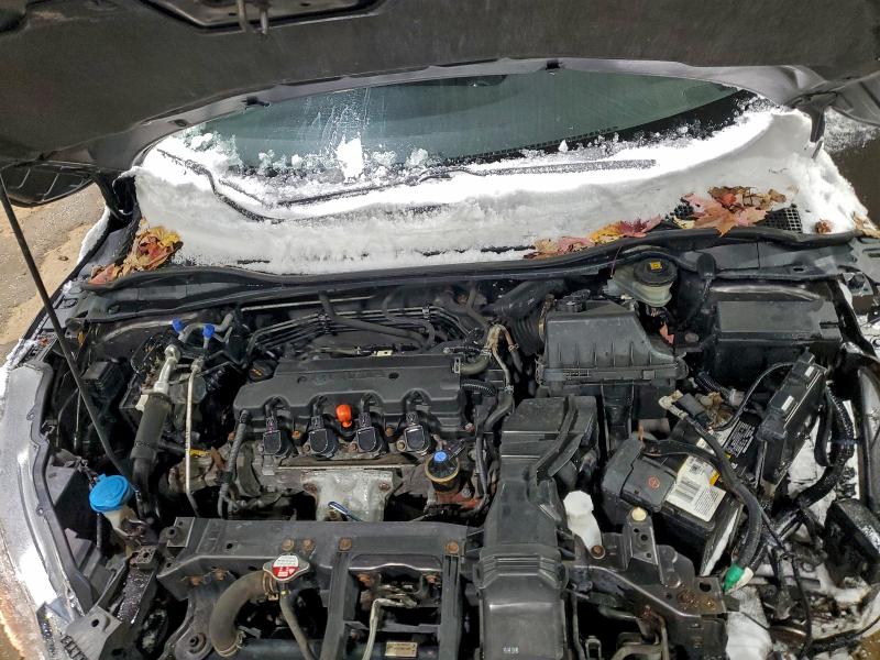 Фото 12 - HONDA HR-V