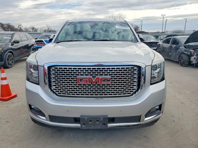 Фото 5 - GMC YUKON