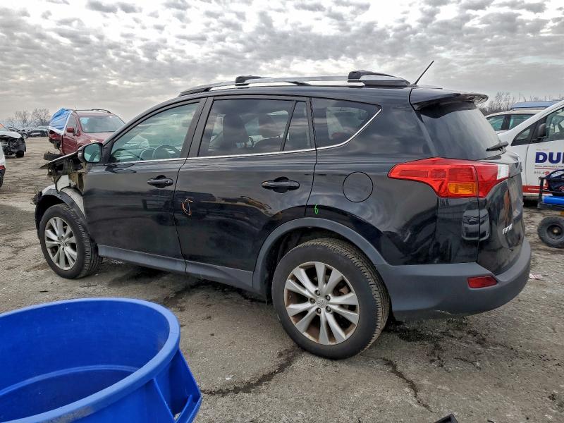 Фото 2 - TOYOTA RAV4