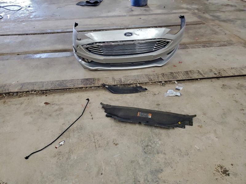 Фото 12 - FORD FUSION