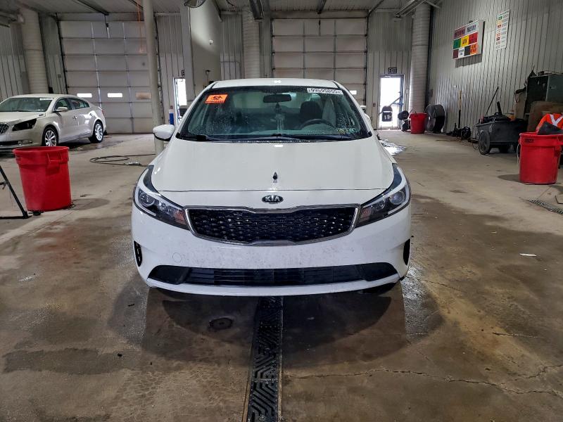 Фото 5 - KIA FORTE