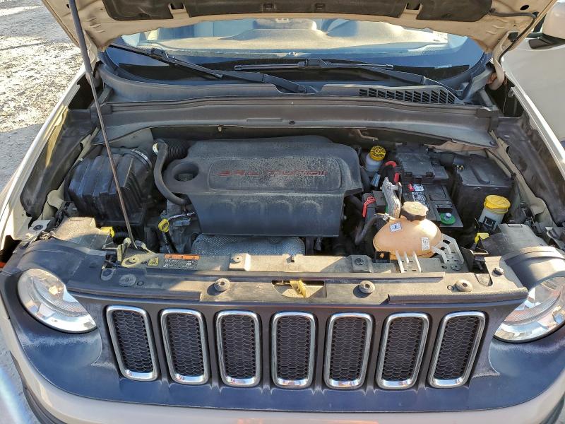 Фото 12 - JEEP RENEGADE