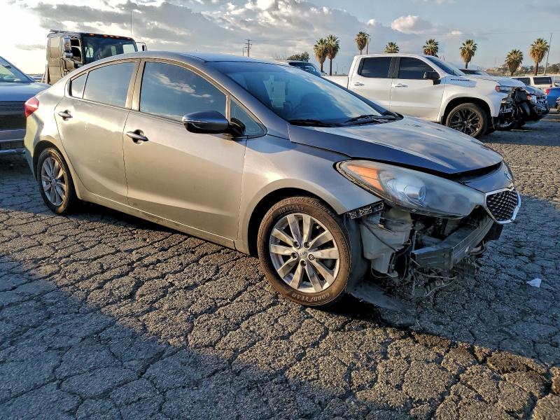 Фото 4 - KIA FORTE