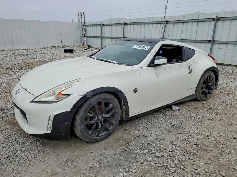 Фото 1 - NISSAN 370Z
