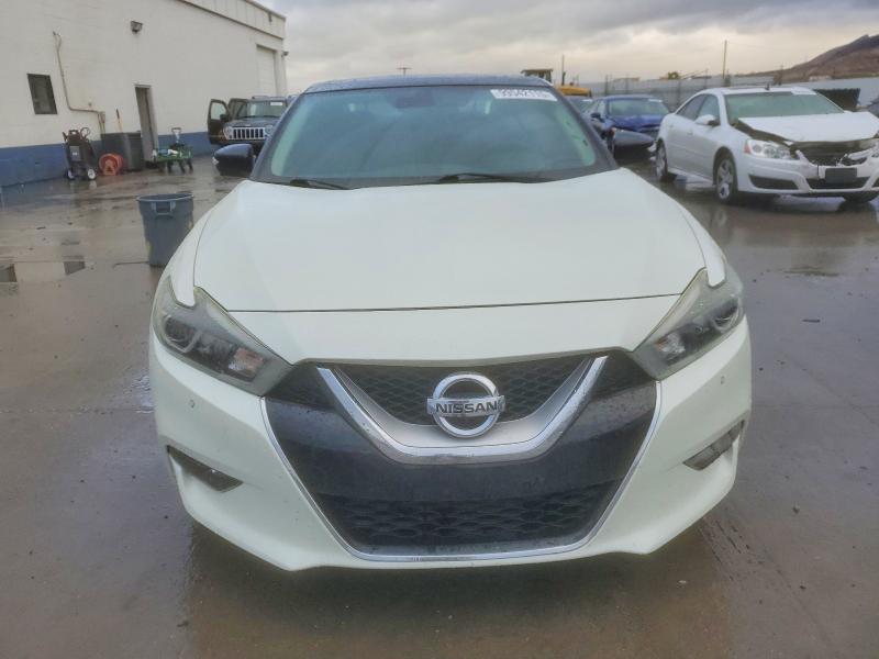 Фото 5 - NISSAN MAXIMA