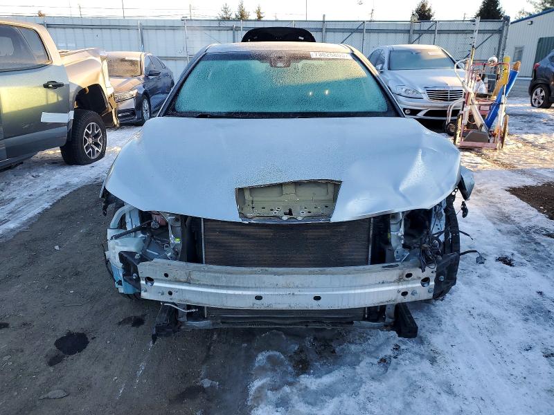 Фото 5 - TOYOTA CAMRY