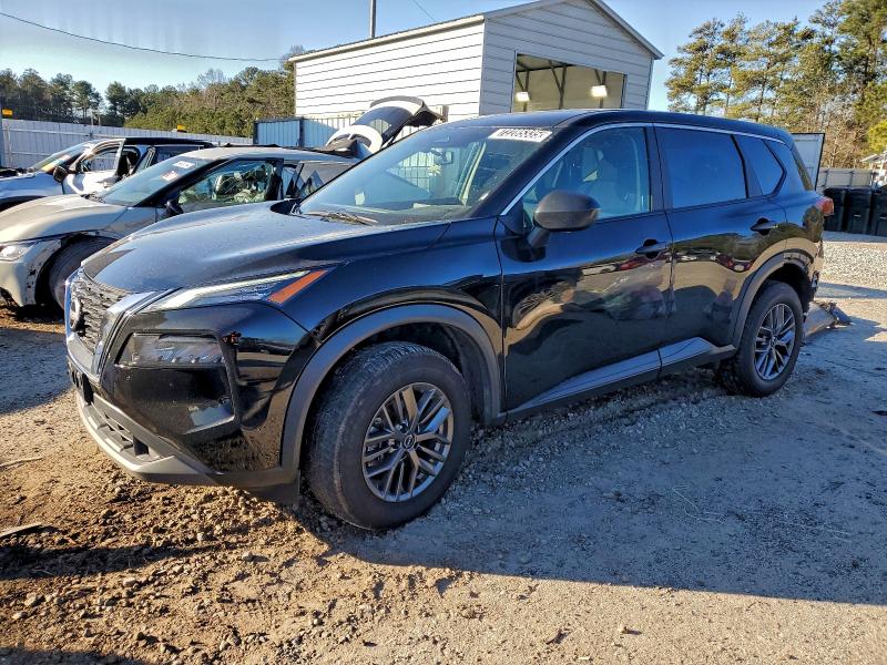 Фото 1 - NISSAN ROGUE