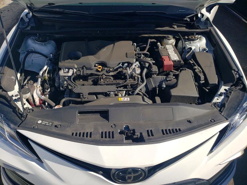 Фото 11 - TOYOTA CAMRY