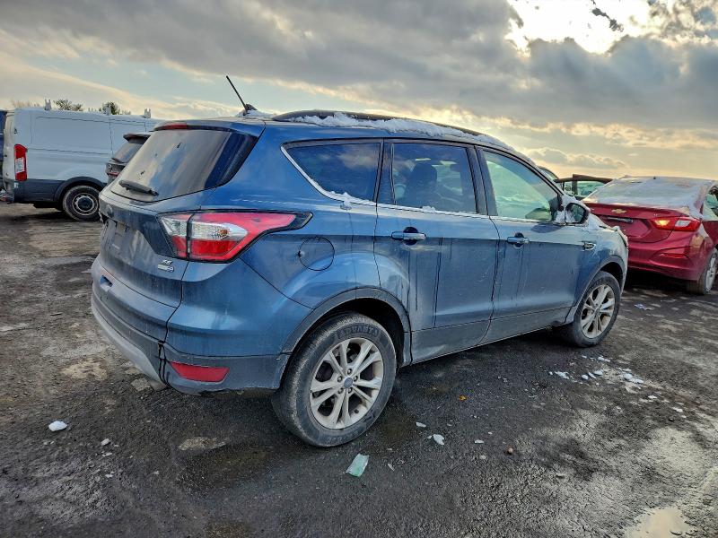 Фото 3 - FORD ESCAPE