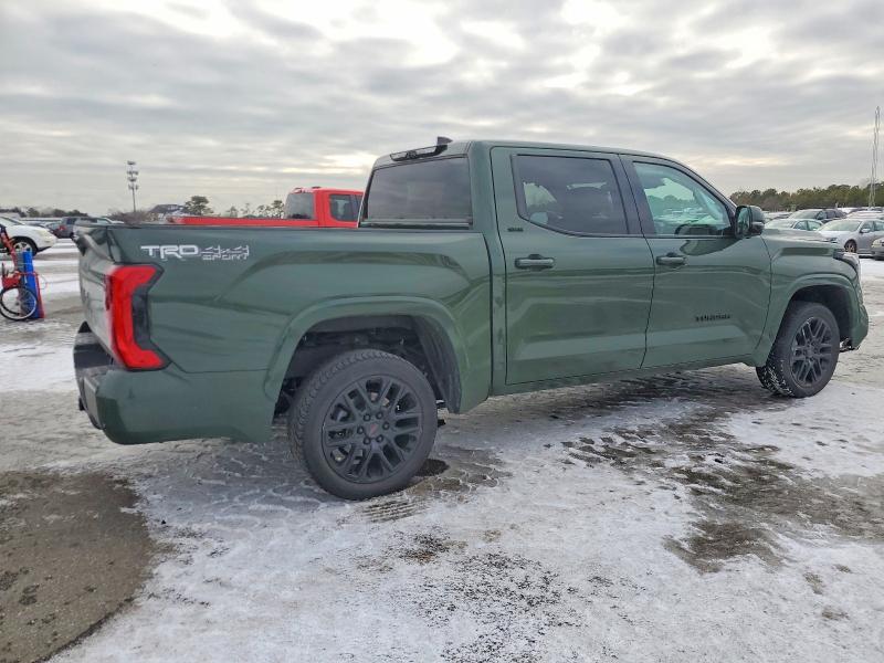 Фото 3 - TOYOTA TUNDRA