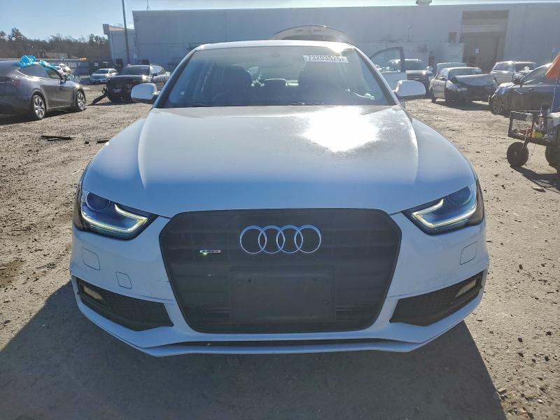 Фото 5 - AUDI A4