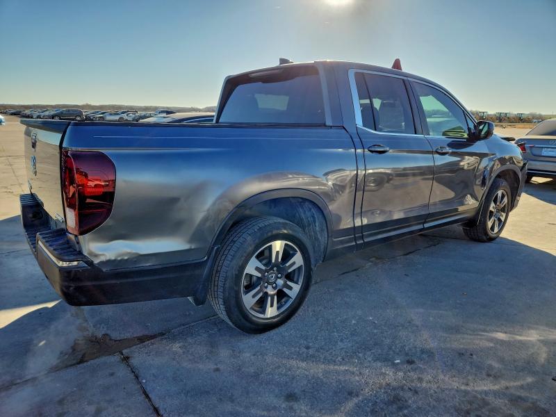 Фото 3 - HONDA RIDGELINE