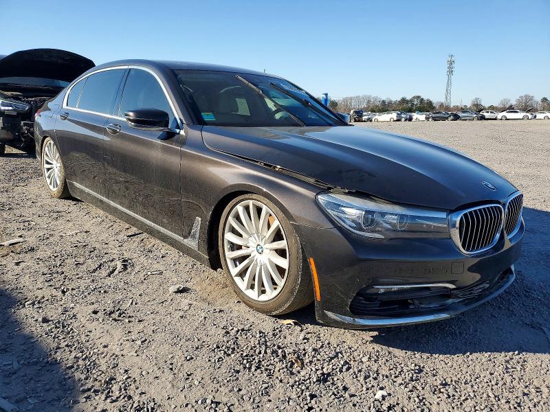 Фото 4 - BMW 7 SERIES