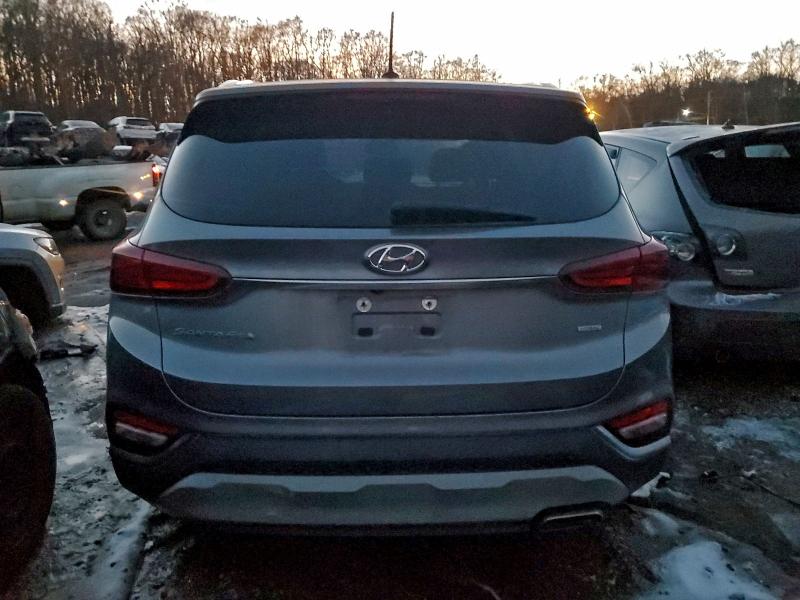 Фото 6 - HYUNDAI SANTA FE