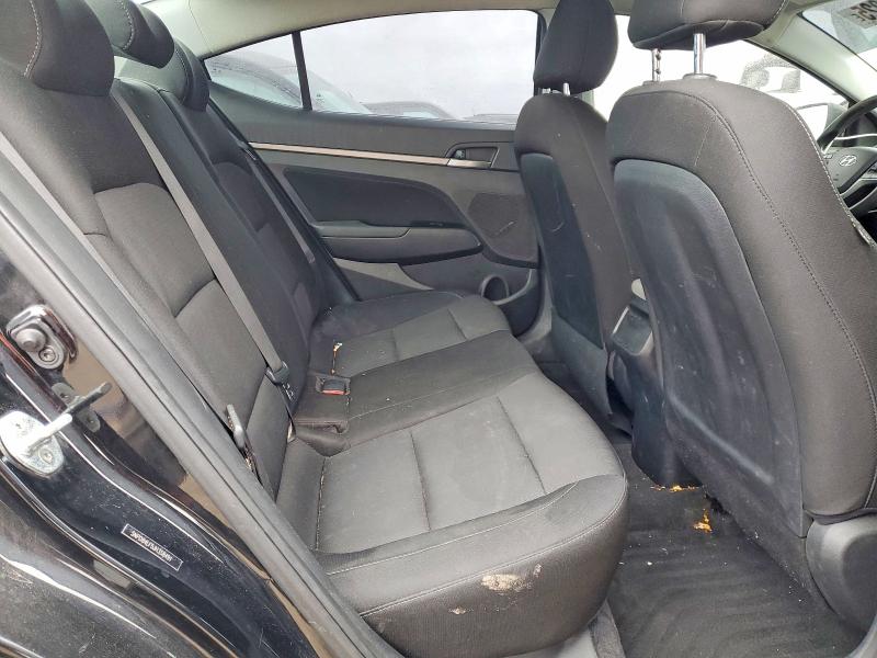 Фото 10 - HYUNDAI ELANTRA