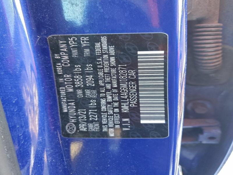 Фото 12 - HYUNDAI ELANTRA