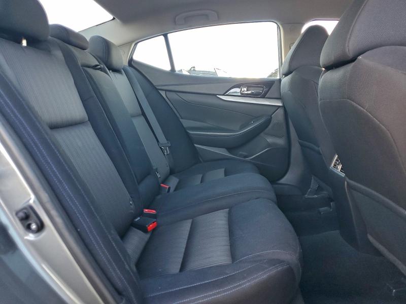 Фото 10 - NISSAN MAXIMA