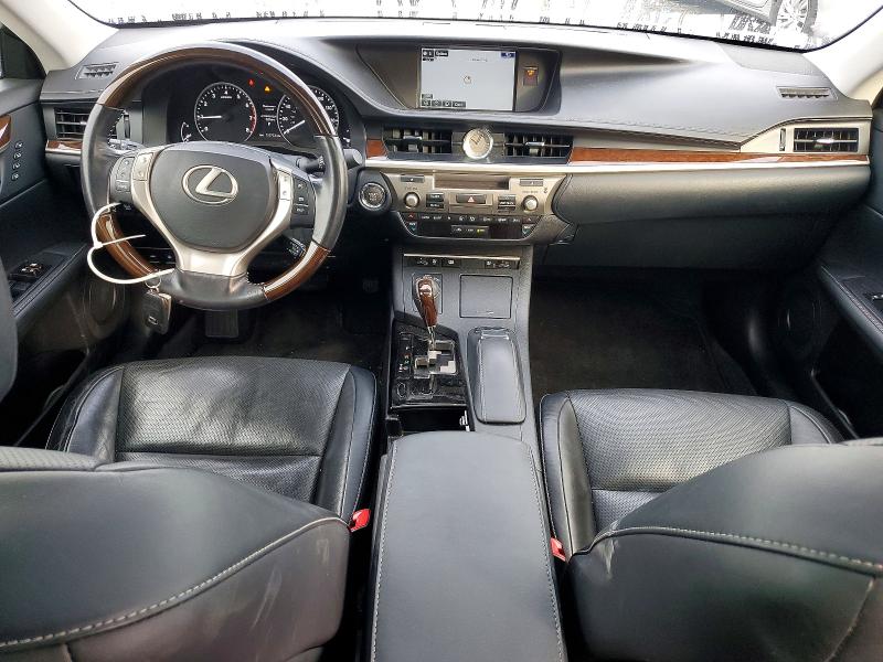 Фото 8 - LEXUS ES350