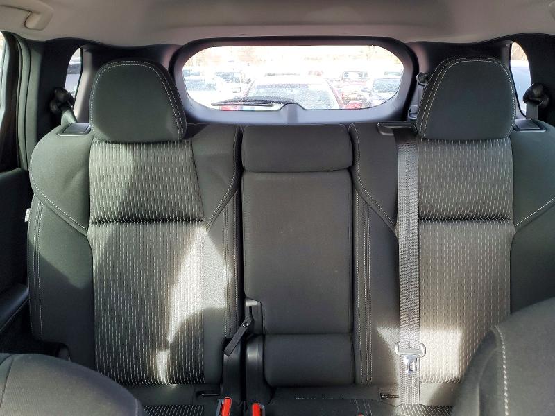 Фото 10 - MITSUBISHI OUTLANDER