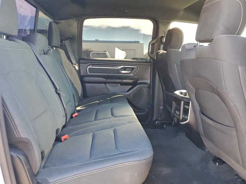 Фото 10 - RAM 1500