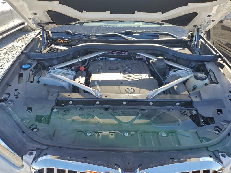 Фото 12 - BMW X5