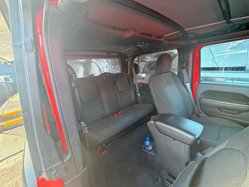 Фото 6 - JEEP WRANGLER