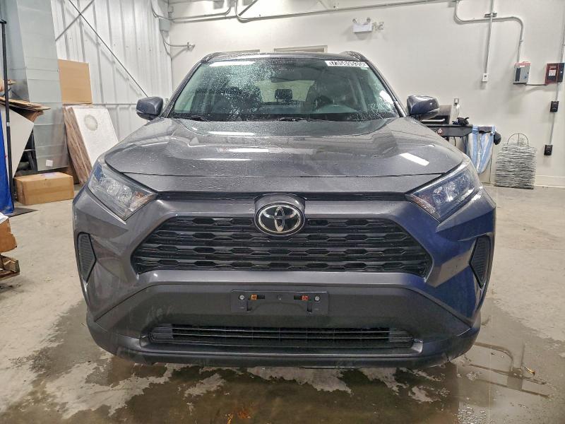 Фото 5 - TOYOTA RAV4