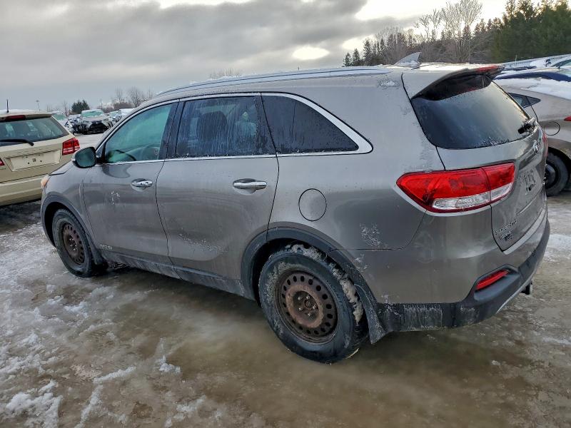 Фото 2 - KIA SORENTO