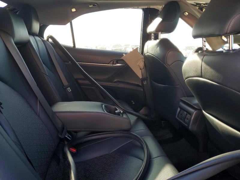 Фото 10 - TOYOTA CAMRY