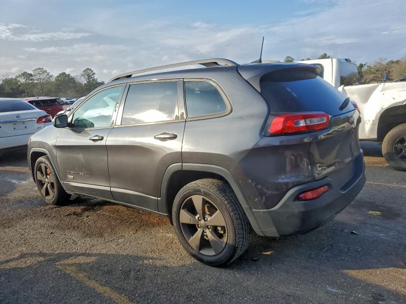 Фото 2 - JEEP GRAND CHER