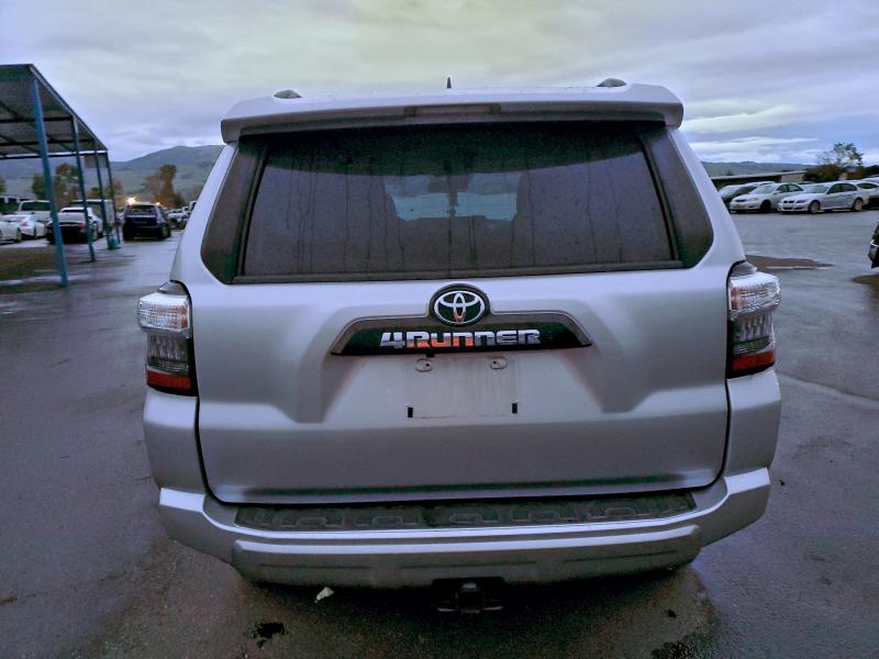 Фото 6 - TOYOTA 4RUNNER