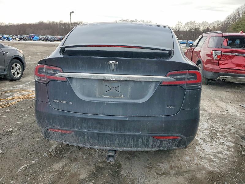 Фото 6 - TESLA MODEL X