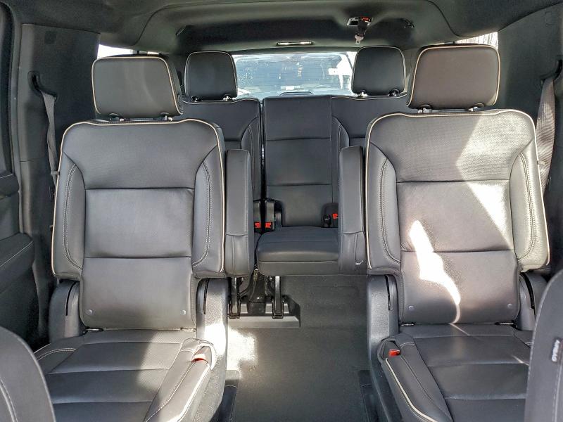 Фото 10 - CHEVROLET SUBURBAN